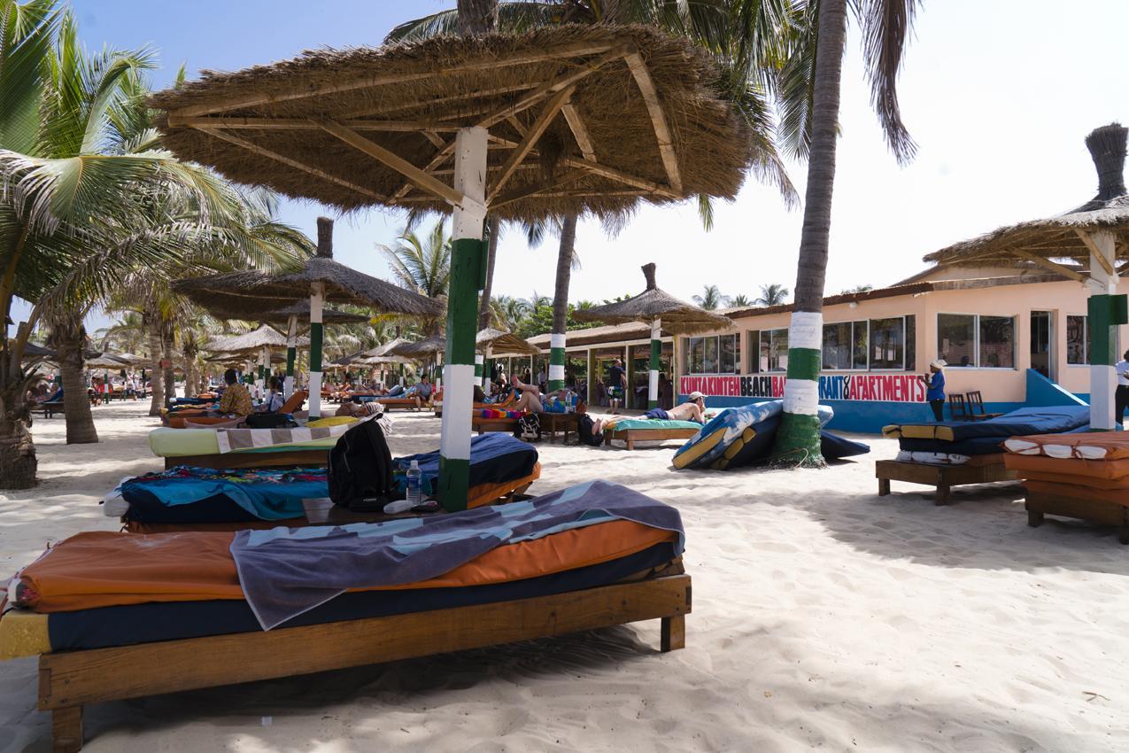 Kunta Kinteh Beach Complex Kotu Luaran gambar